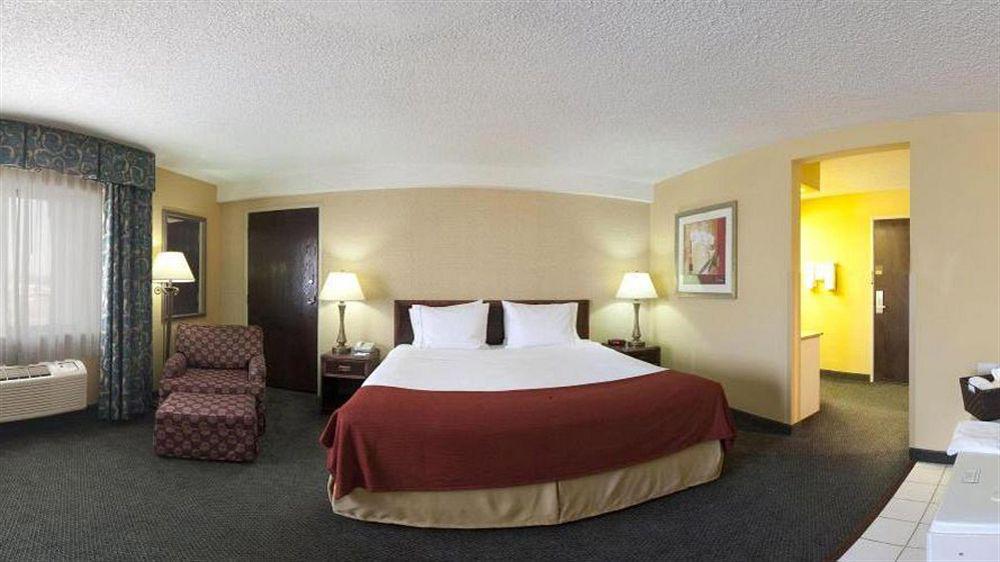 Holiday Inn Express Hotel Fort Campbell-Oak Grove By Ihg מראה חיצוני תמונה