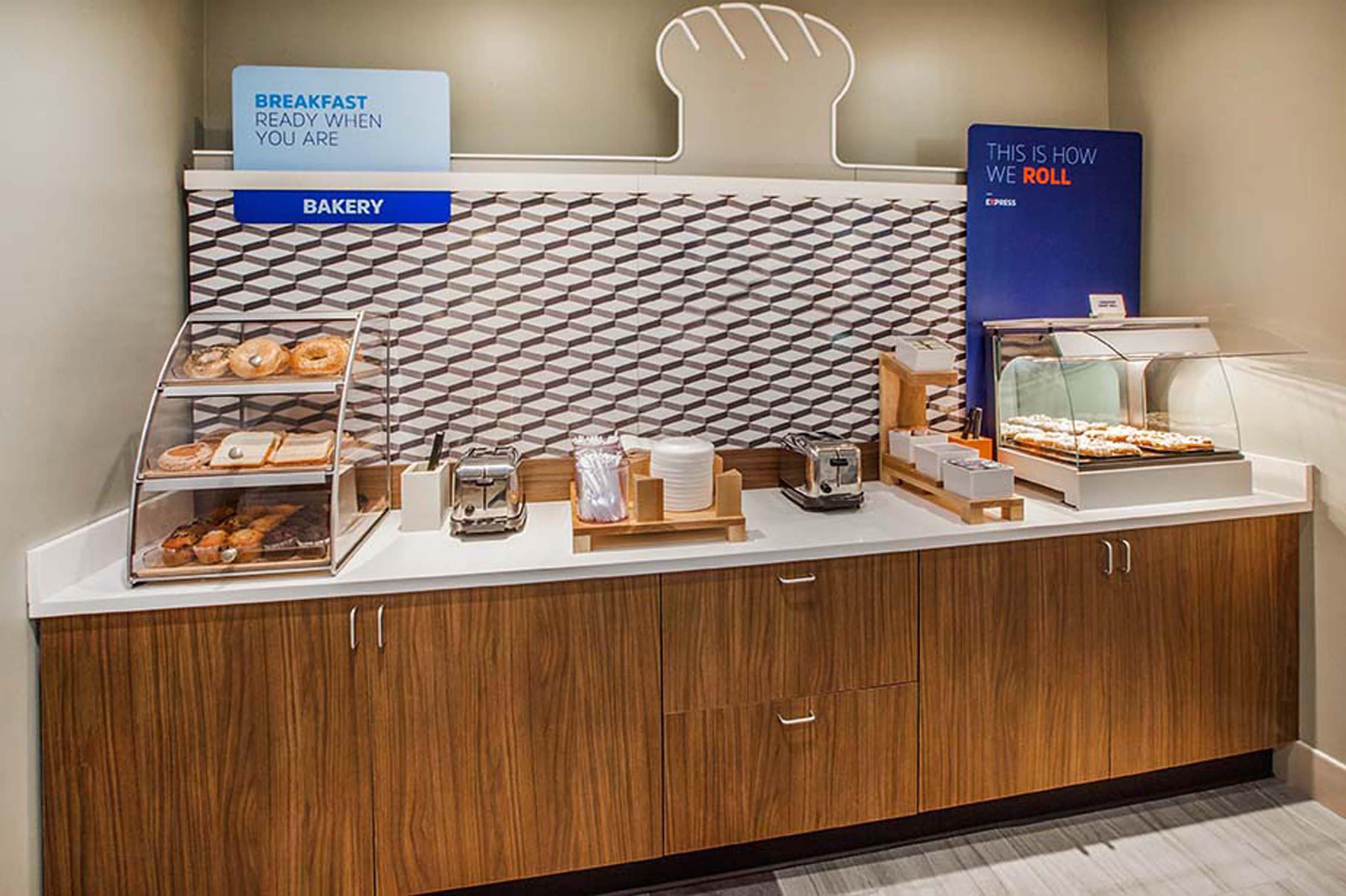 Holiday Inn Express Hotel Fort Campbell-Oak Grove By Ihg מראה חיצוני תמונה