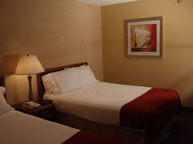Holiday Inn Express Hotel Fort Campbell-Oak Grove By Ihg חדר תמונה